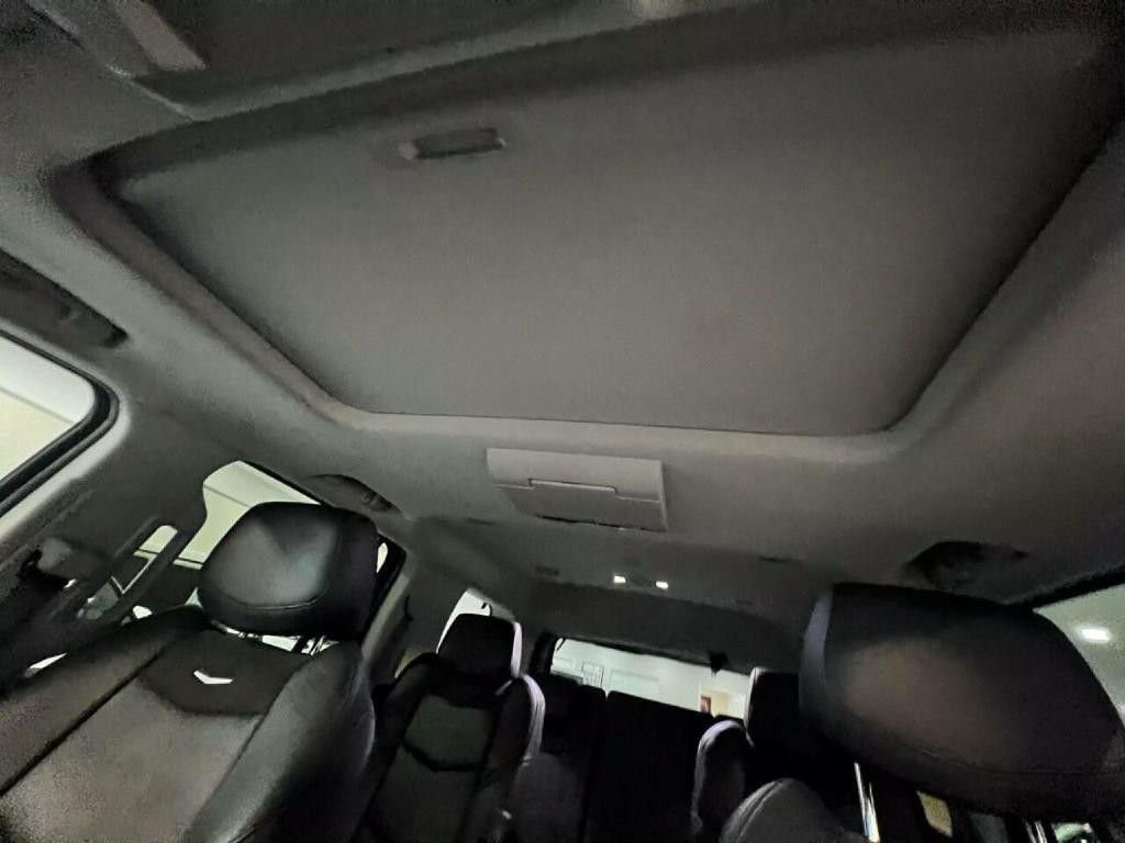 2019 Cadillac Escalade Image 16