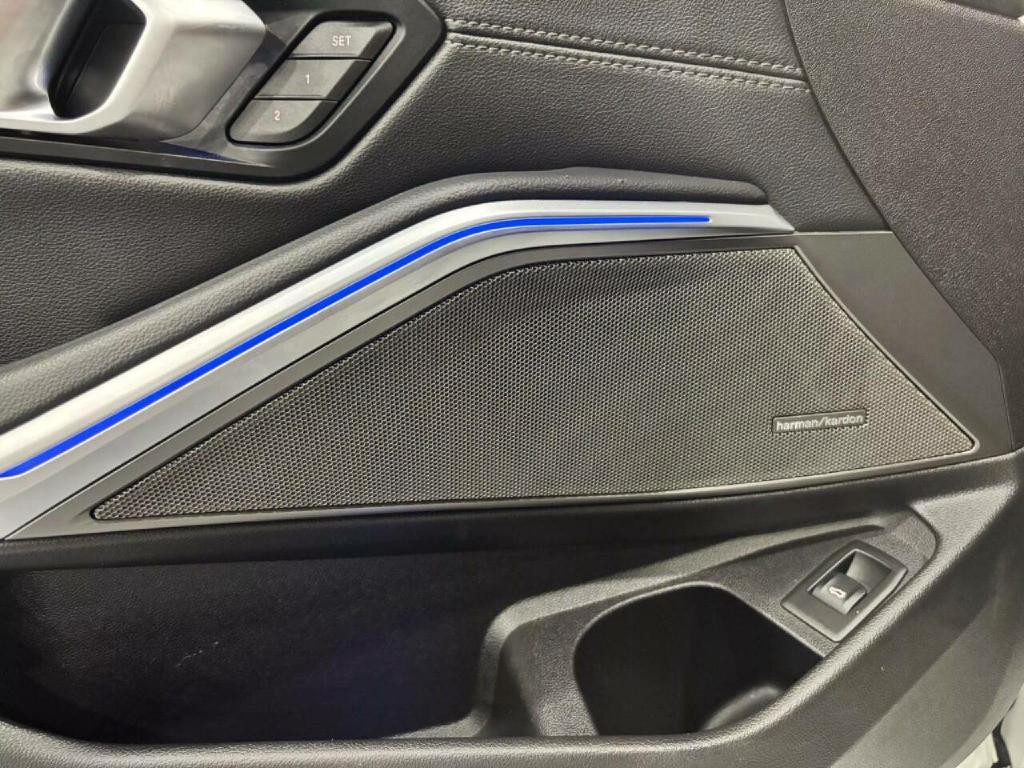 2020 BMW 3 Series Image 24