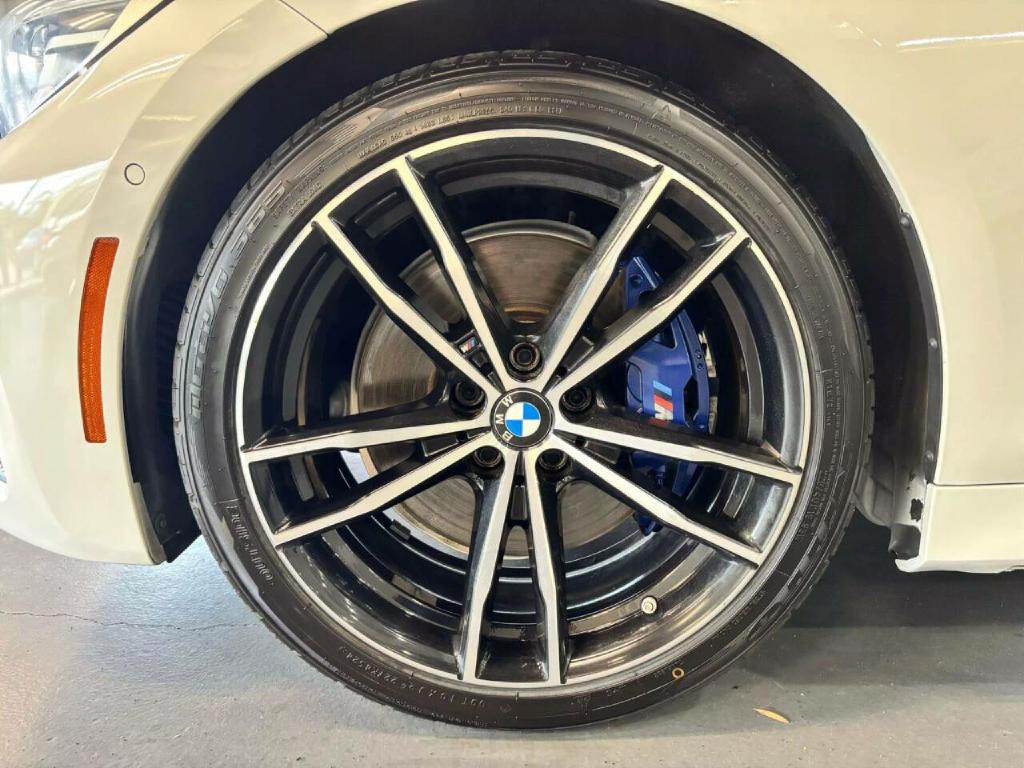 2020 BMW 3 Series Image 41