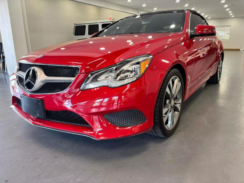 2015 Mercedes-Benz E-Class Image 3