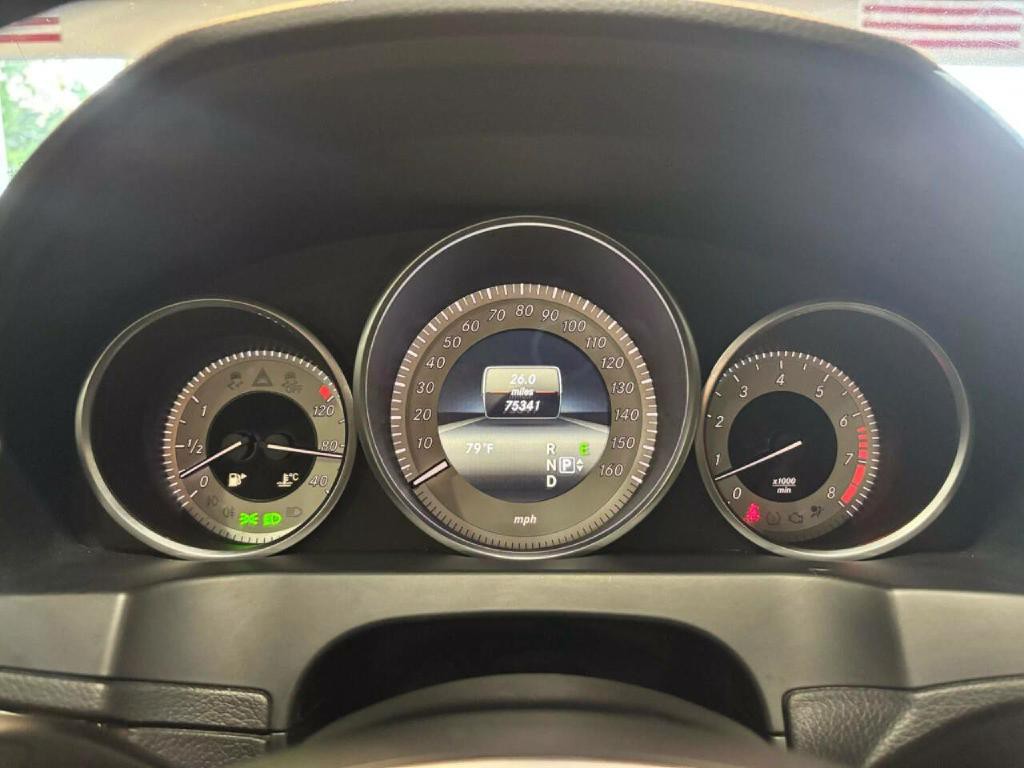2015 Mercedes-Benz E-Class Image 25