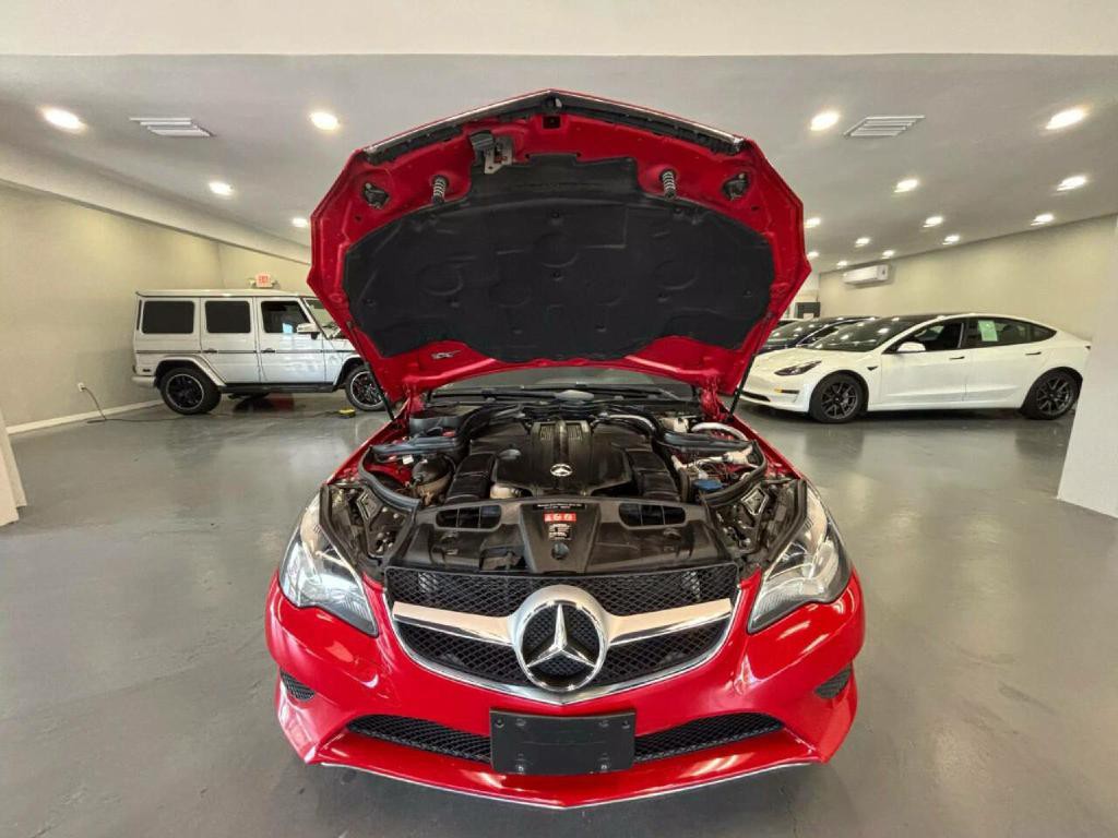 2015 Mercedes-Benz E-Class Image 35