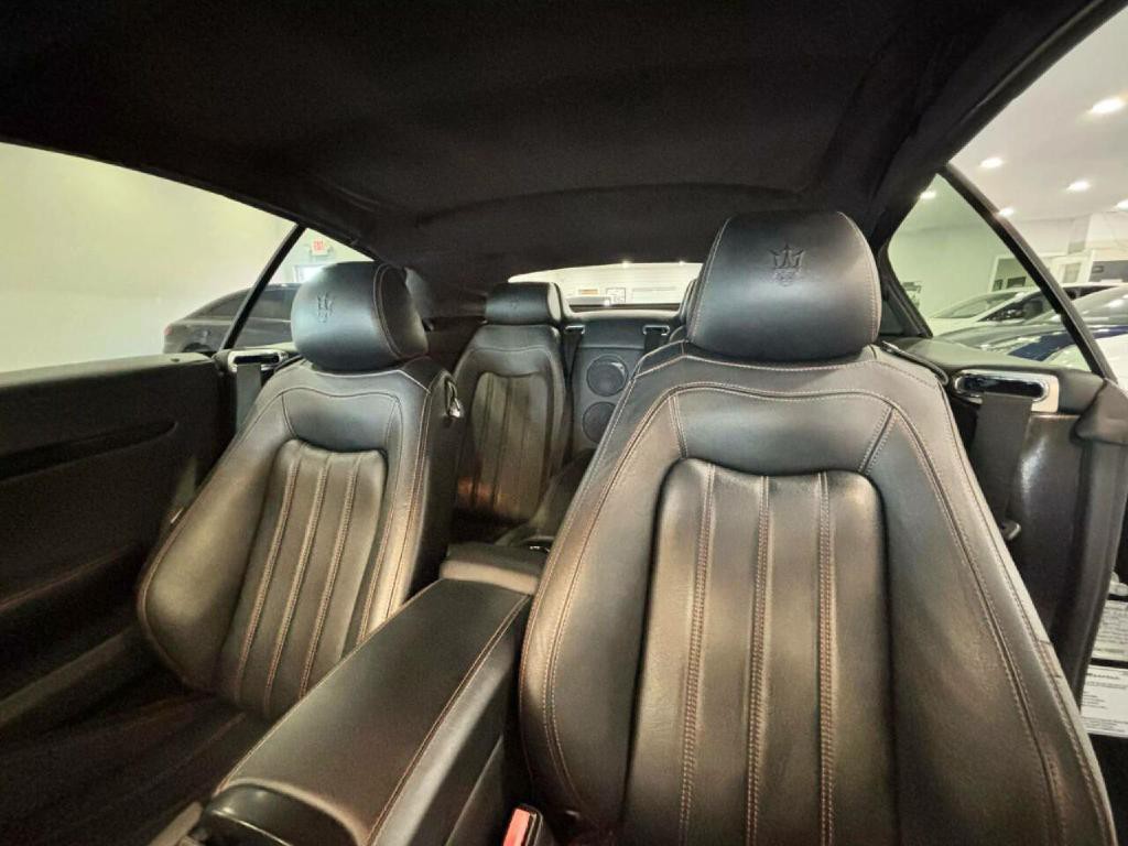 2010 Maserati GranTurismo Image 11