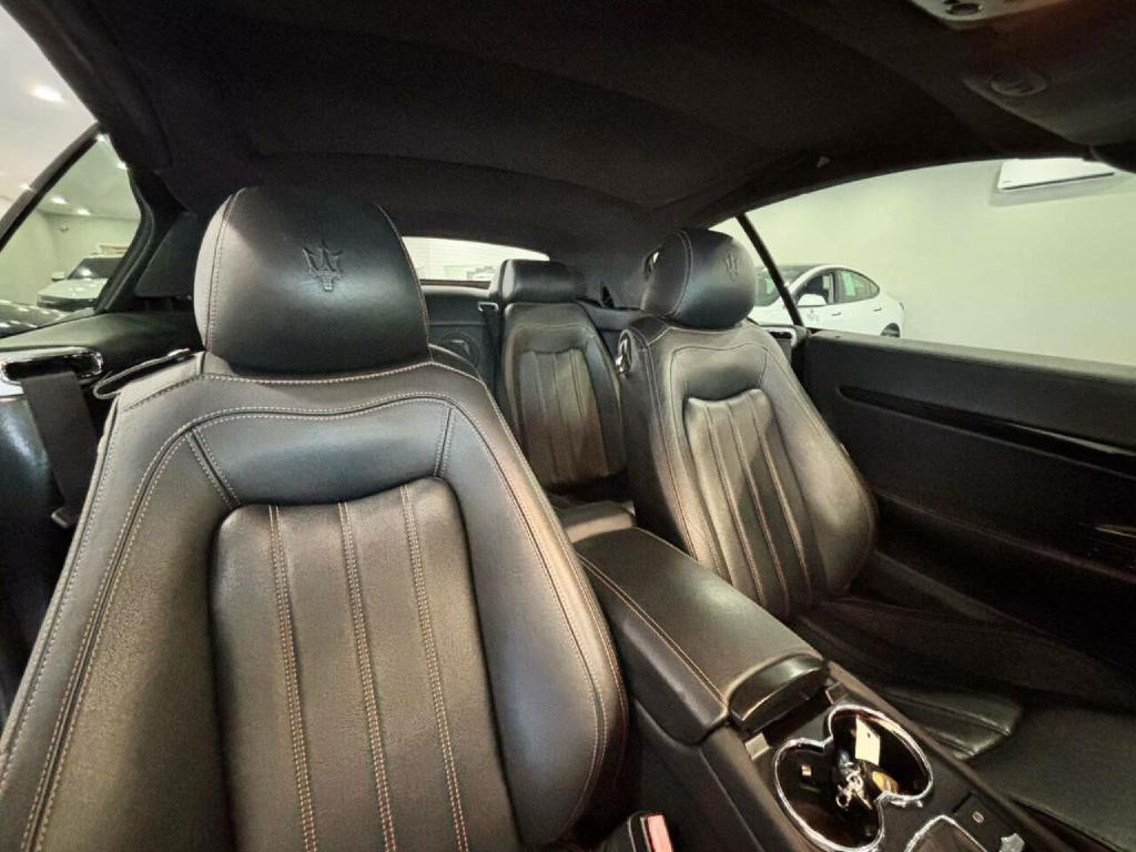 2010 Maserati GranTurismo Image 16