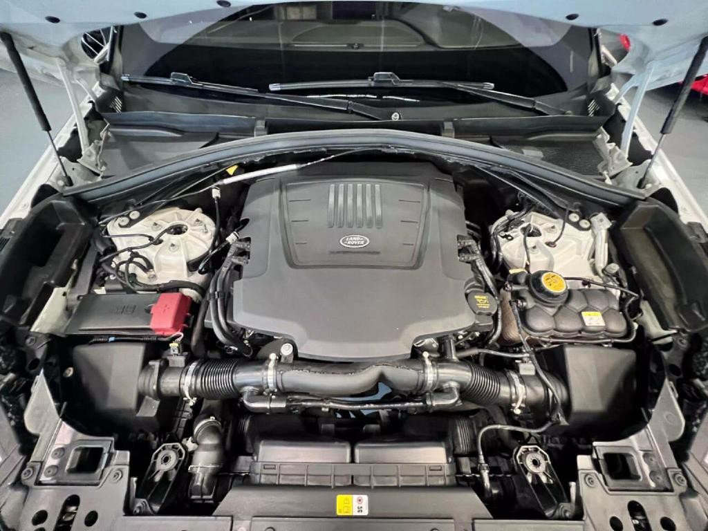 2019 Land Rover Range Rover Image 40