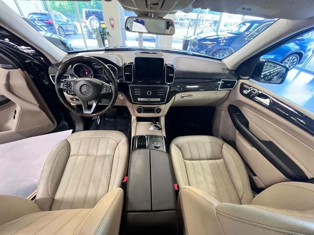 2017 Mercedes-Benz GLS-Class Image 14