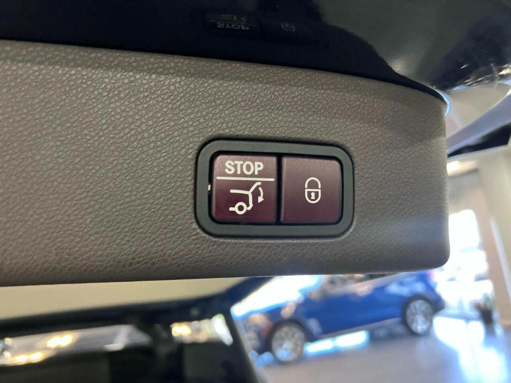 2017 Mercedes-Benz GLS-Class Image 22