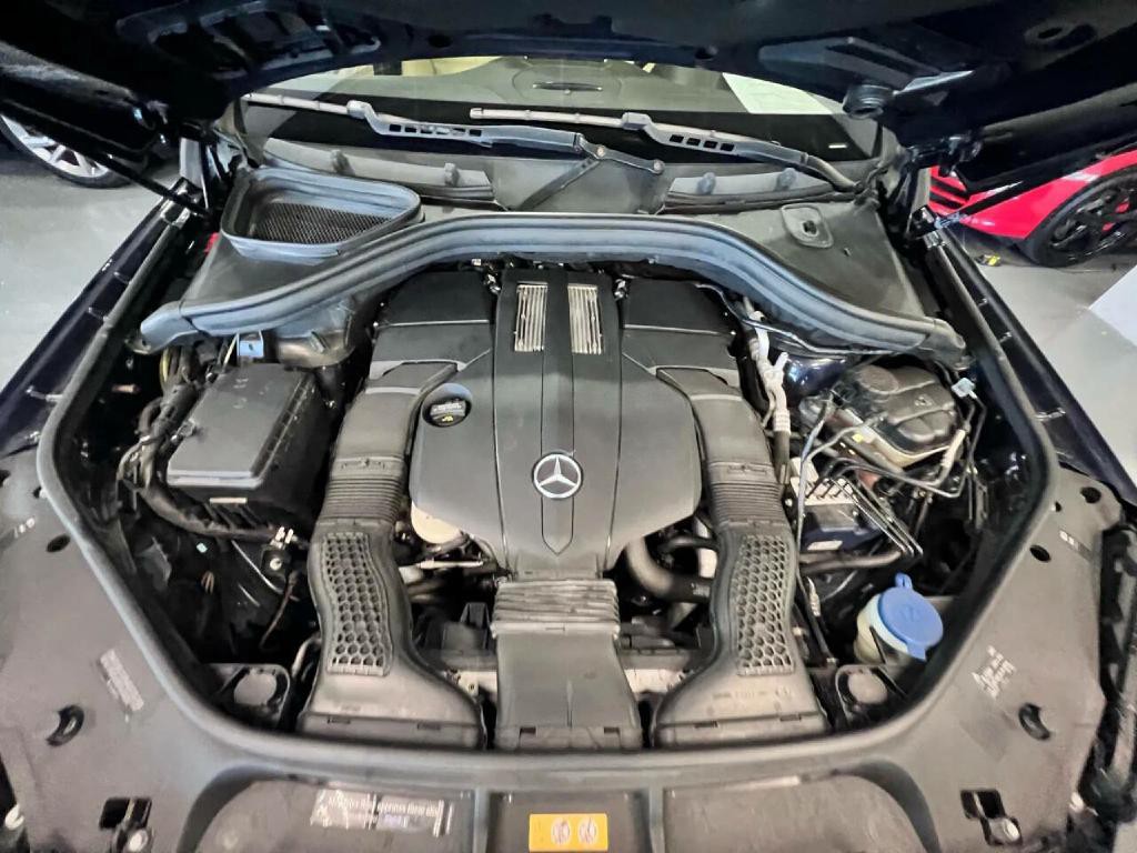 2017 Mercedes-Benz GLS-Class Image 34