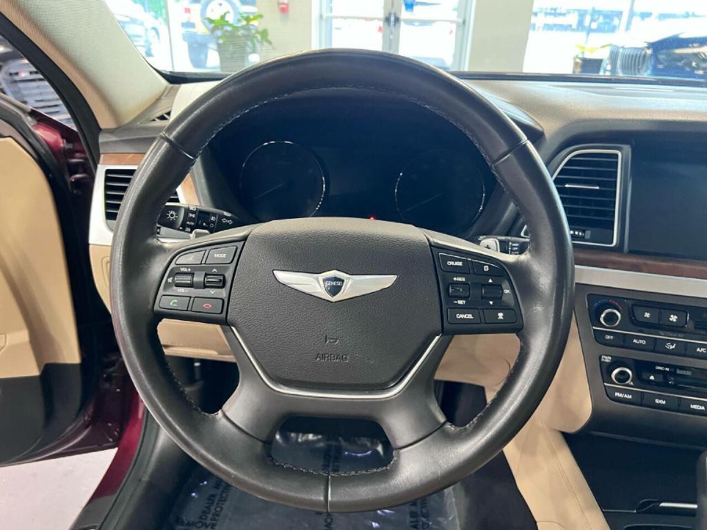 2016 Hyundai Genesis Image 15