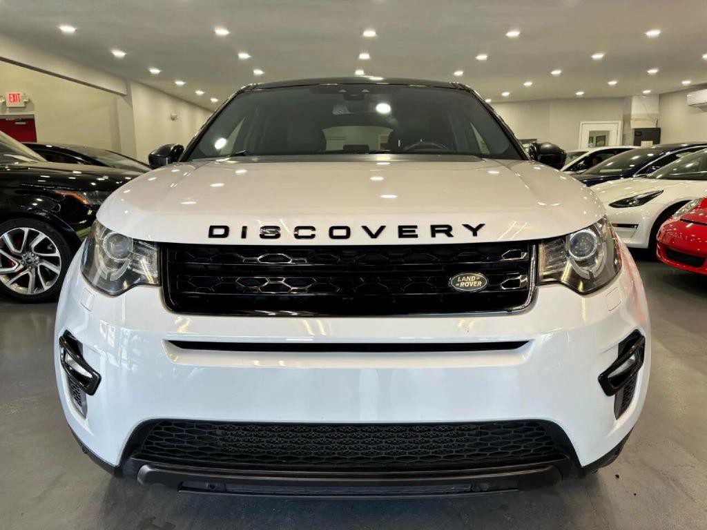 2016 Land Rover Discovery Sport Image 2