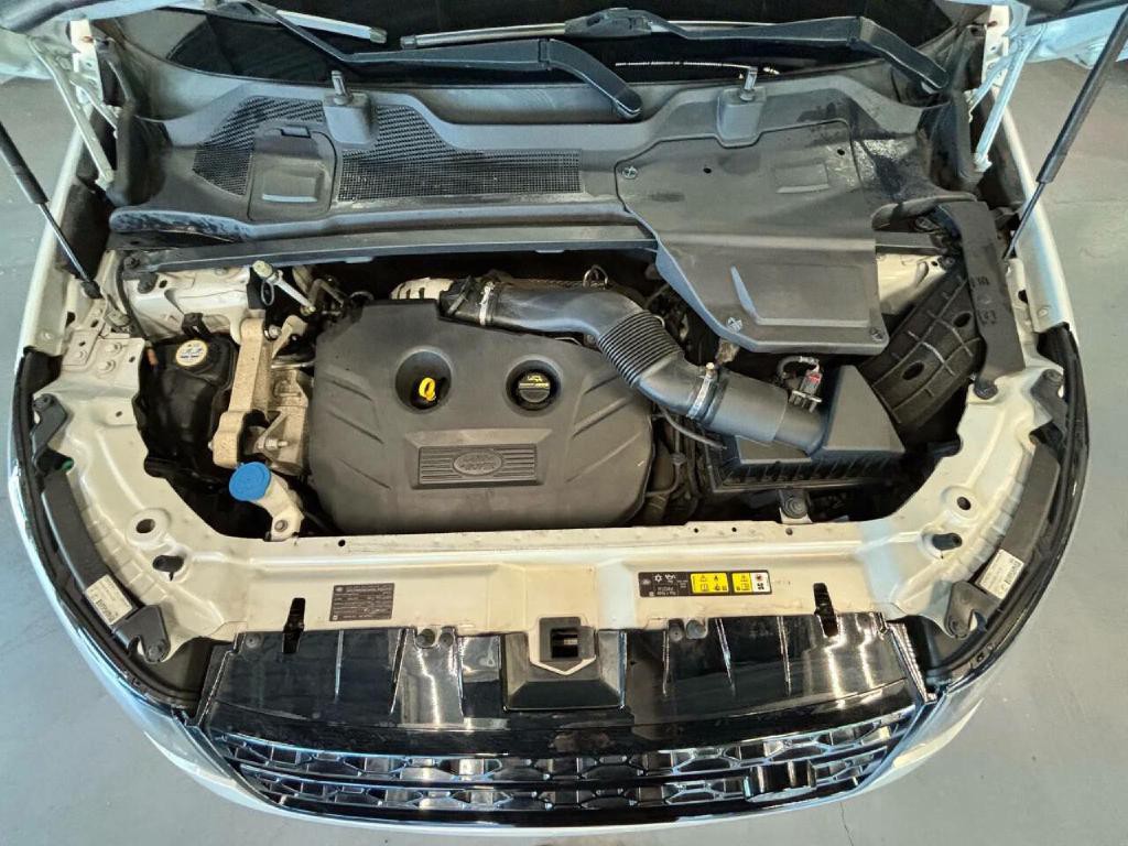 2016 Land Rover Discovery Sport Image 30