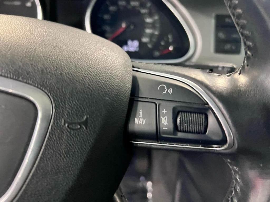 2015 Audi Q7 Image 18