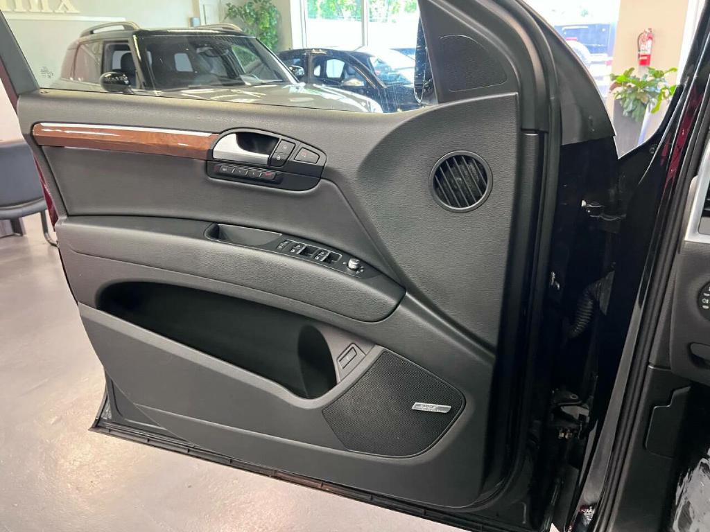 2015 Audi Q7 Image 20