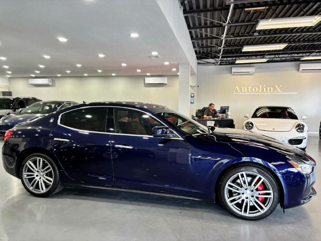 2016 Maserati Ghibli Image 8