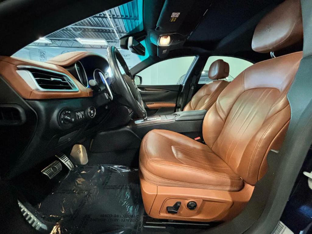 2016 Maserati Ghibli Image 9