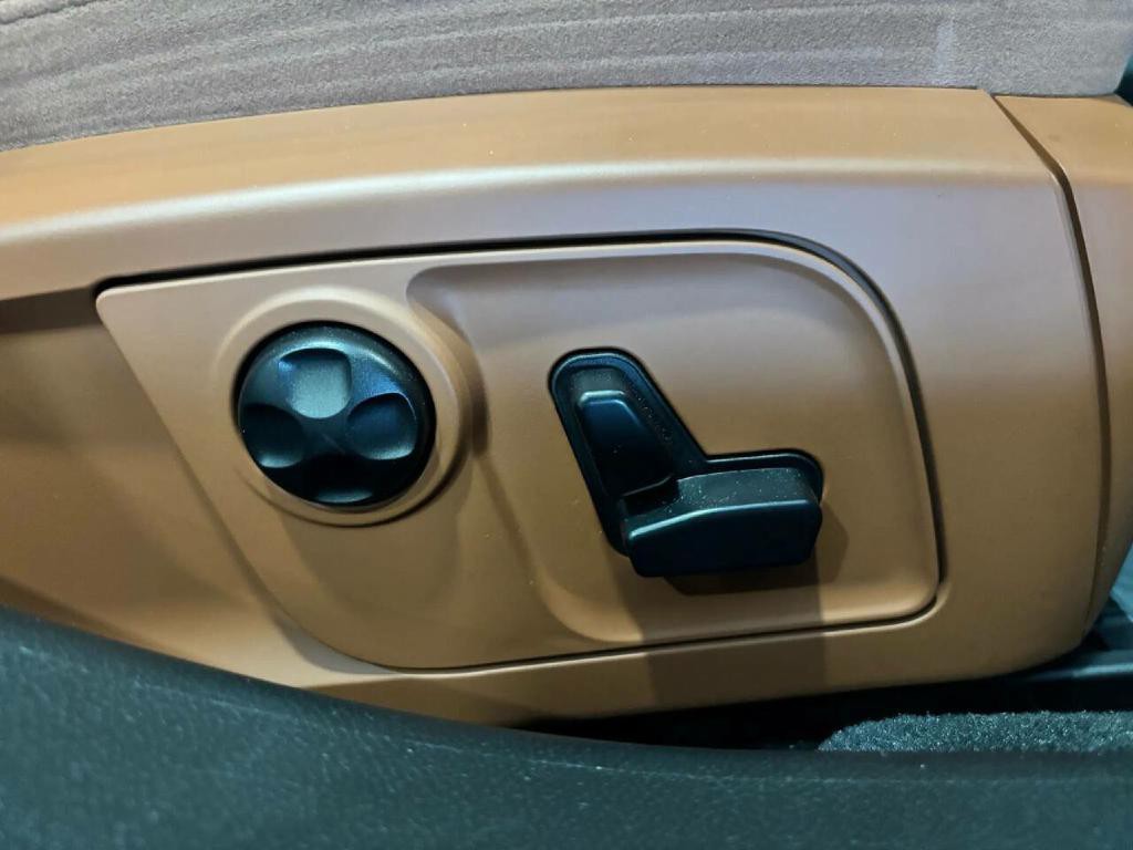 2016 Maserati Ghibli Image 20