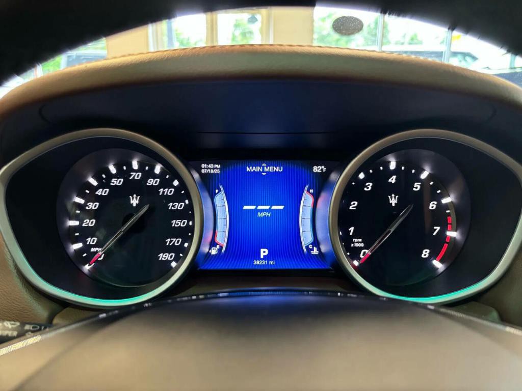 2016 Maserati Ghibli Image 30
