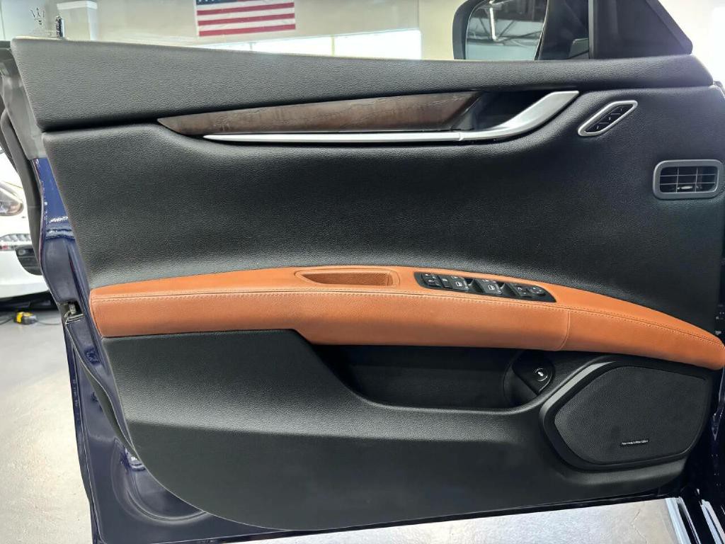 2016 Maserati Ghibli Image 34