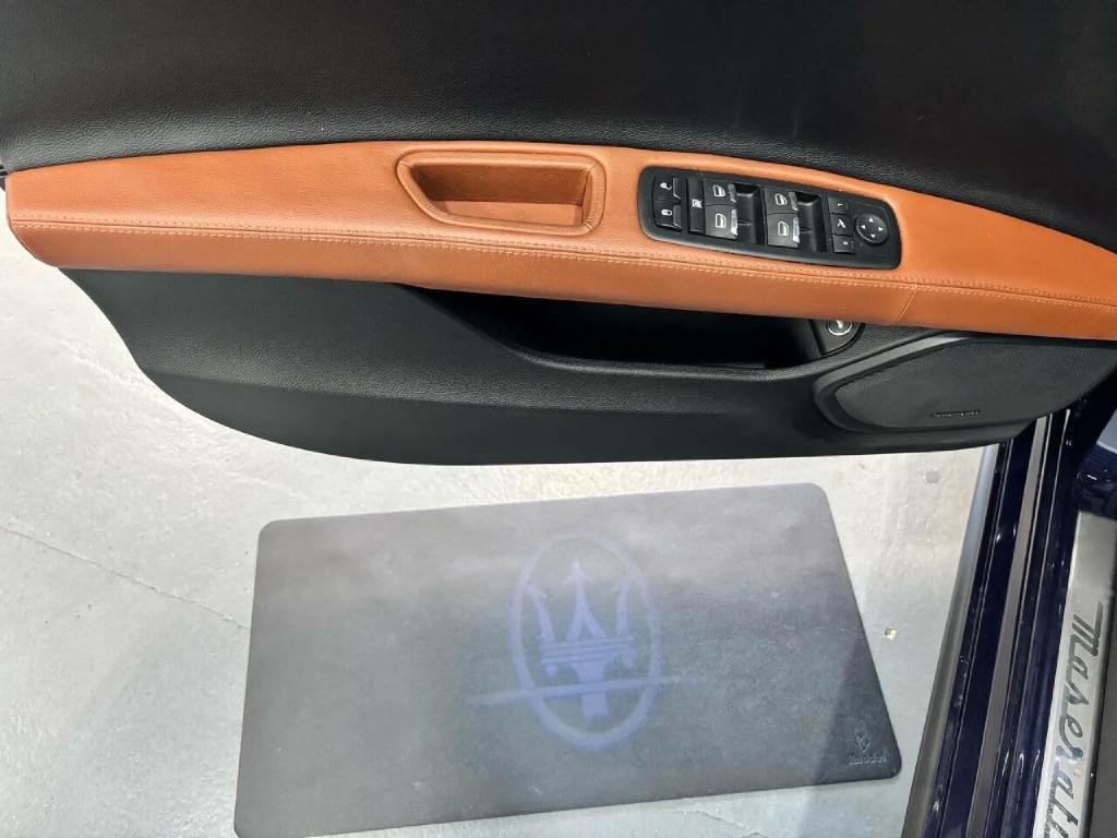 2016 Maserati Ghibli Image 37
