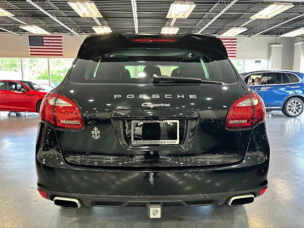 2012 Porsche Cayenne Image 6
