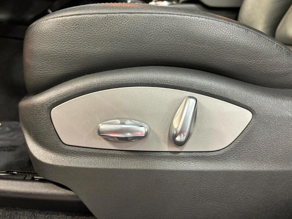 2012 Porsche Cayenne Image 10