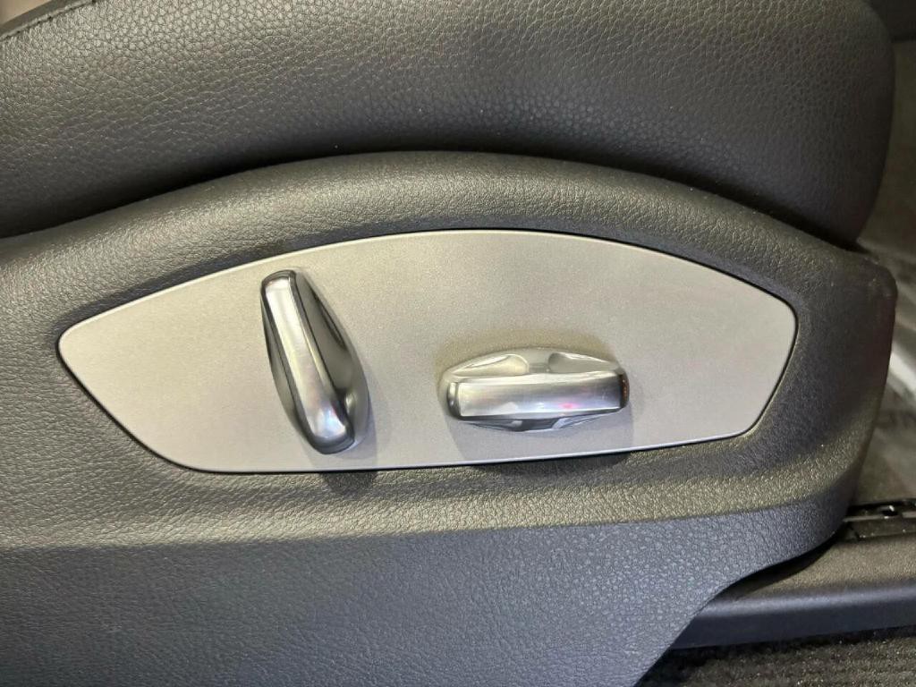 2012 Porsche Cayenne Image 20