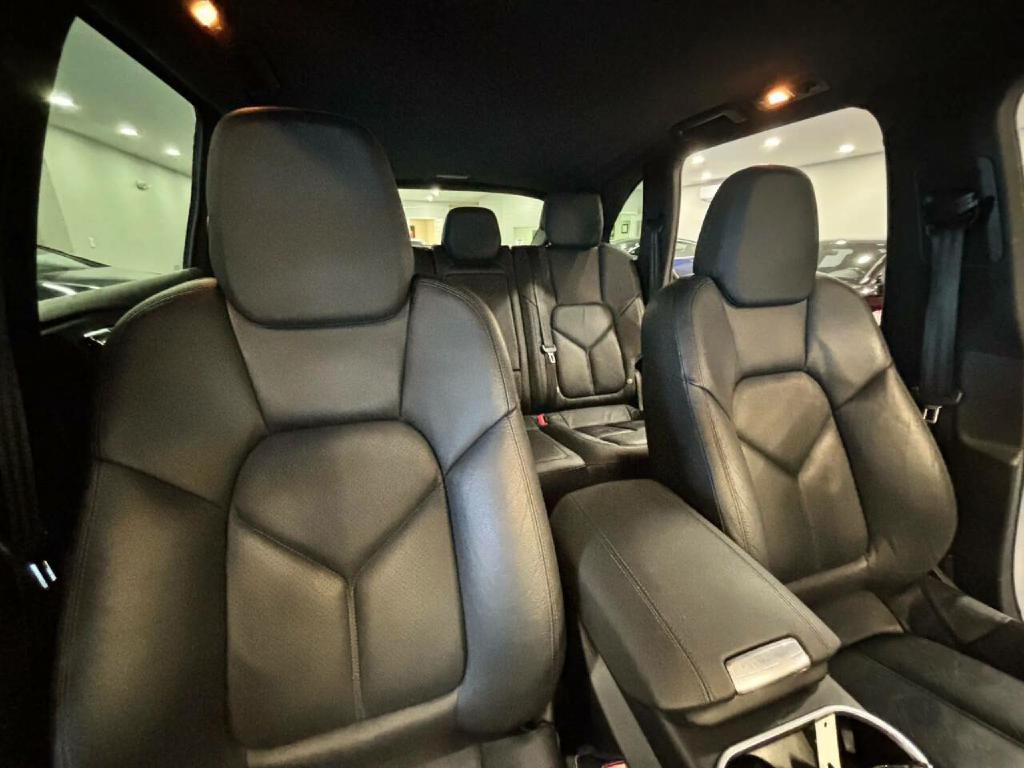 2012 Porsche Cayenne Image 21