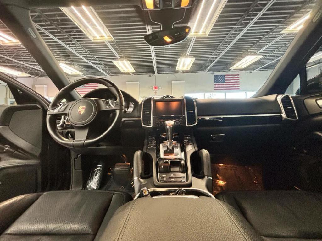 2012 Porsche Cayenne Image 22