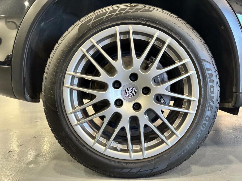 2012 Porsche Cayenne Image 45