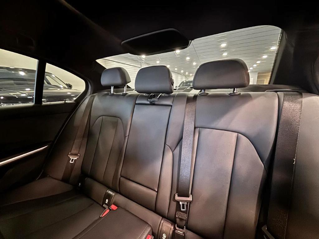 2020 BMW 3 Series Image 14