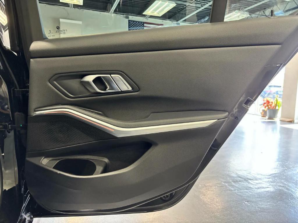 2020 BMW 3 Series Image 37