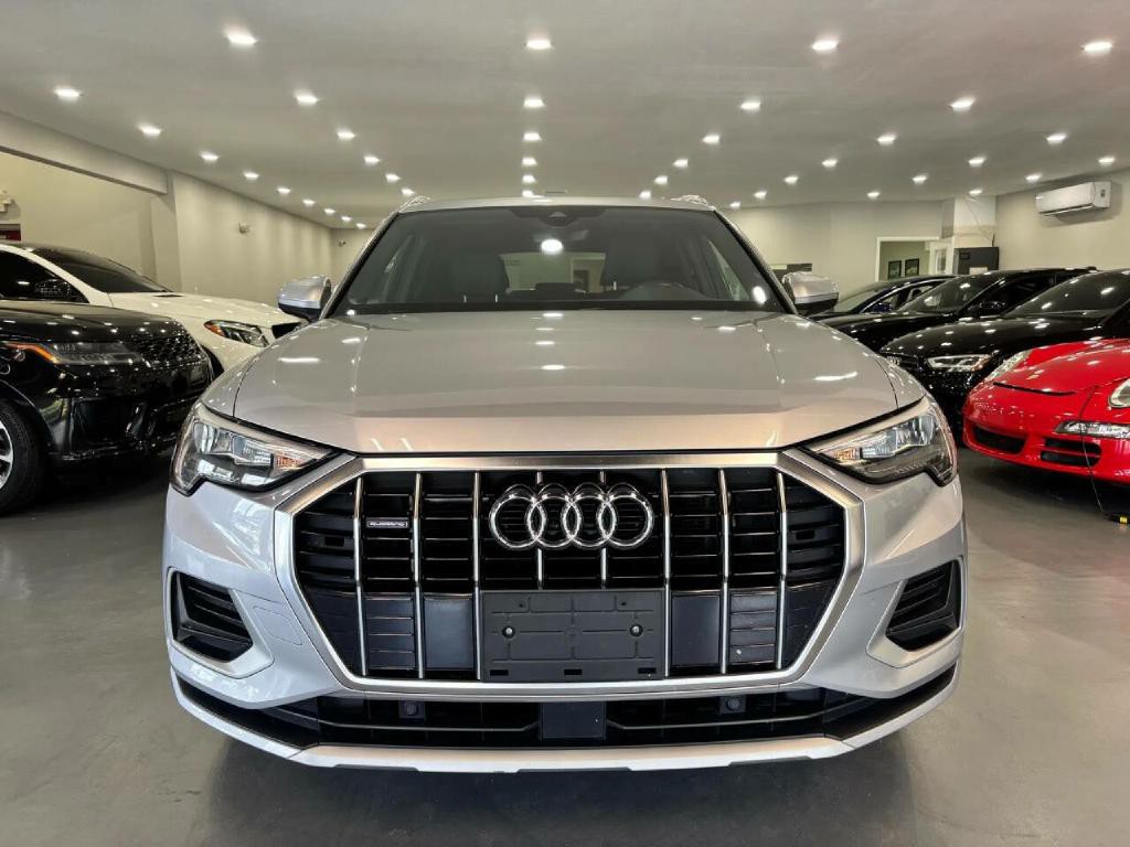 2021 Audi Q3 Image 2