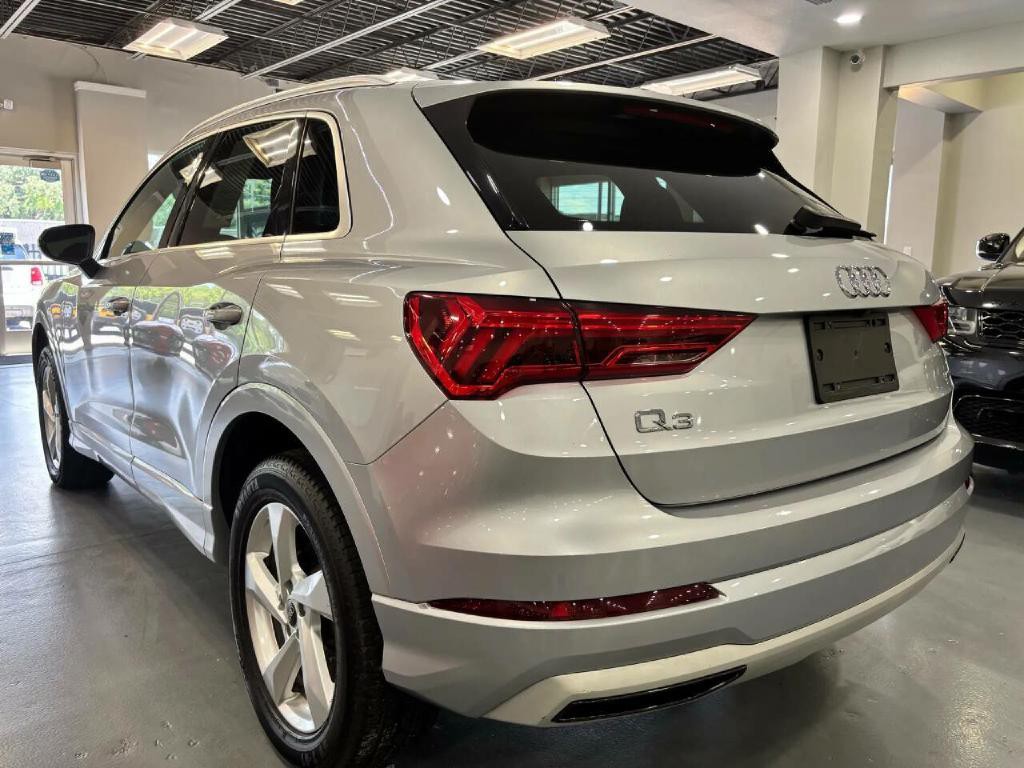 2021 Audi Q3 Image 5