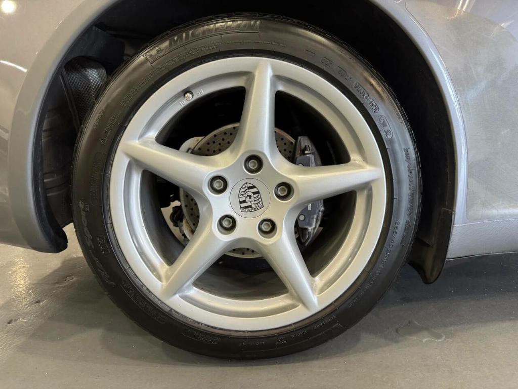 2006 Porsche 911 Image 25