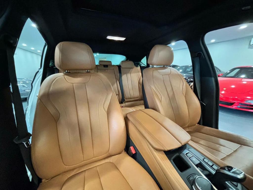 2019 BMW X6 Image 21