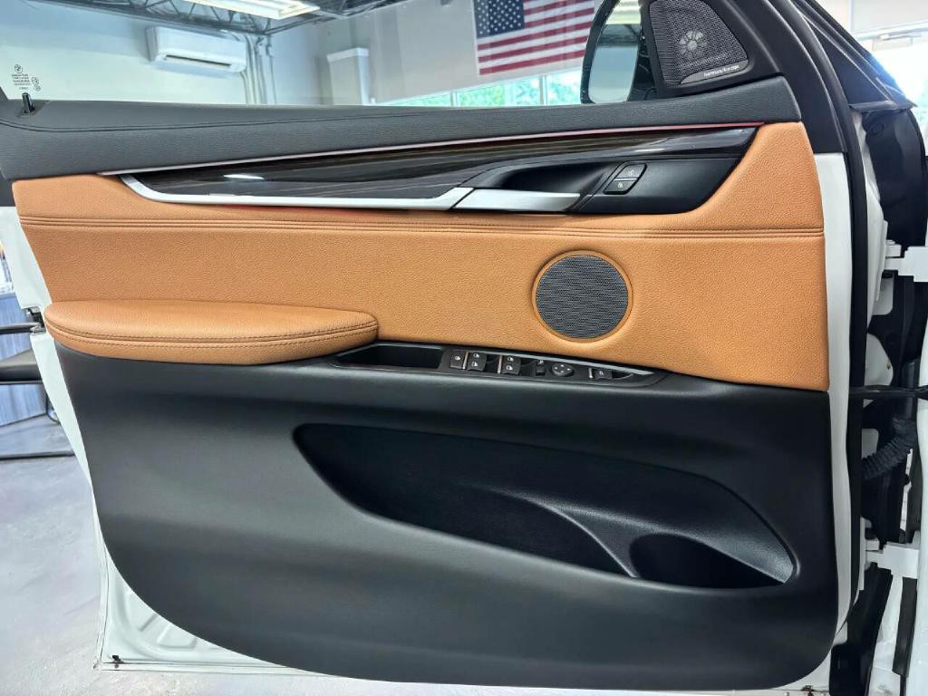 2019 BMW X6 Image 37