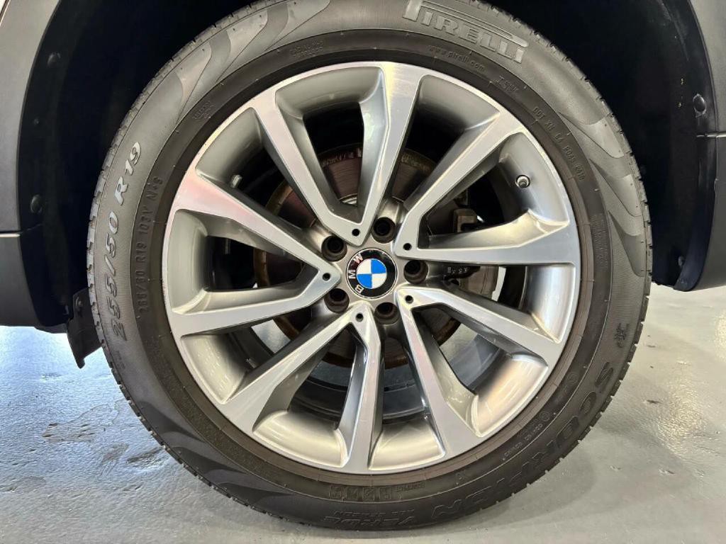 2019 BMW X6 Image 48