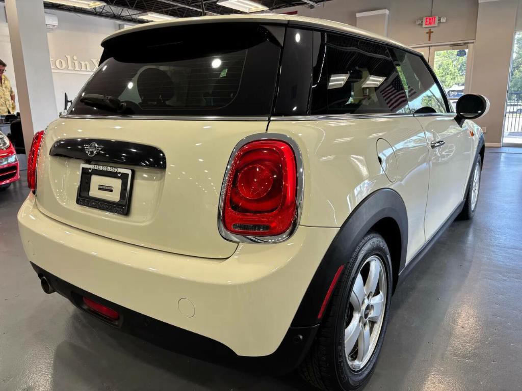 2019 MINI Cooper Image 7