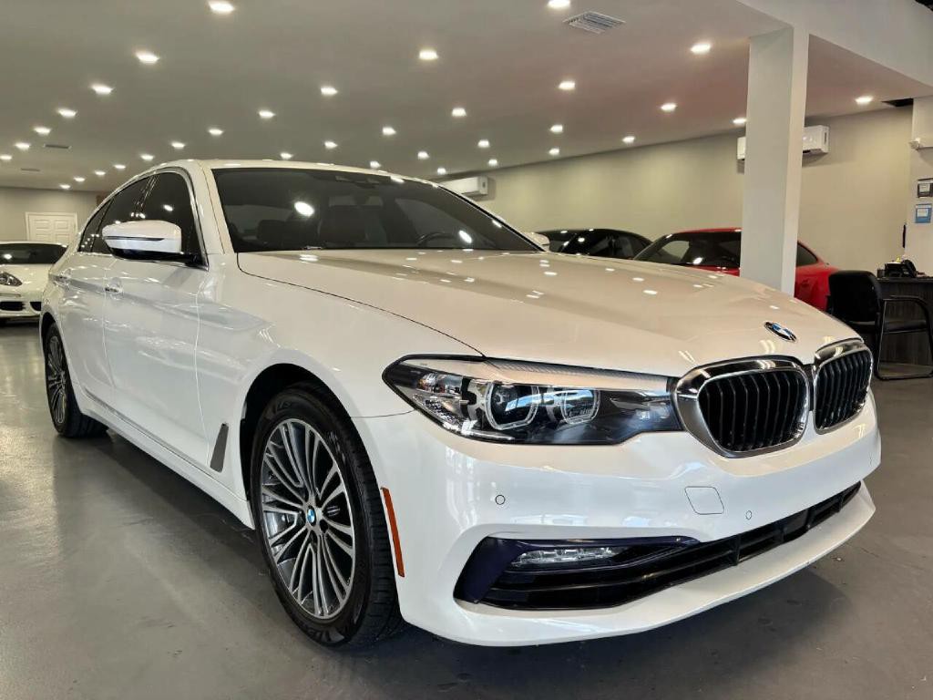 2018 BMW 5 Series Image 1
