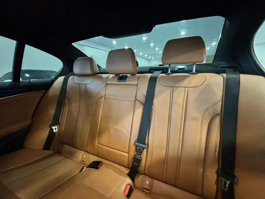 2018 BMW 5 Series Image 14