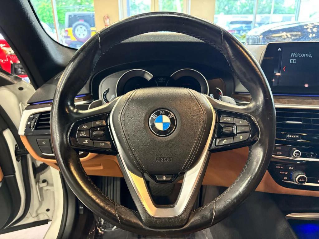 2018 BMW 5 Series Image 26