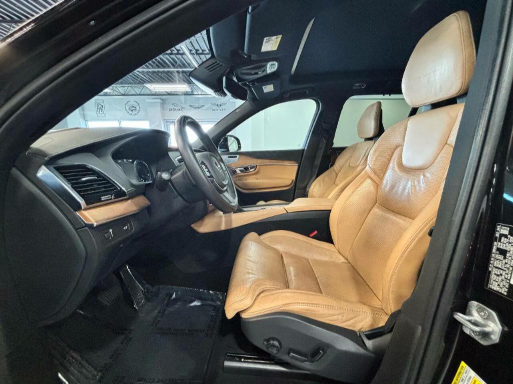 2016 Volvo XC90 Image 9