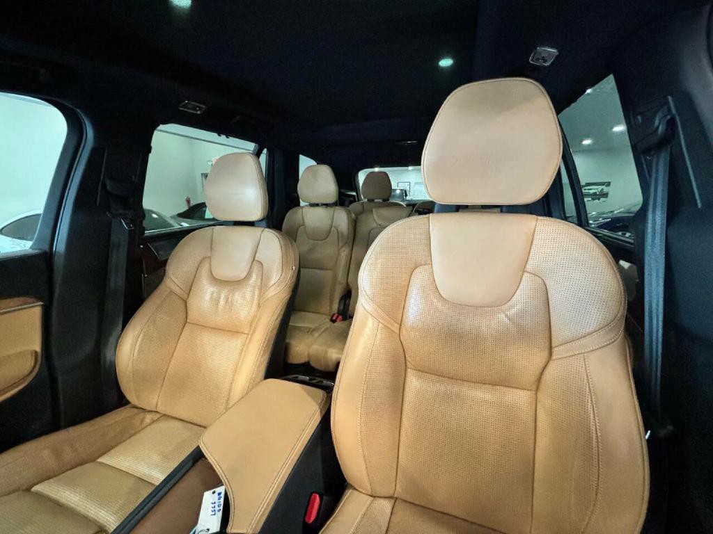 2016 Volvo XC90 Image 11