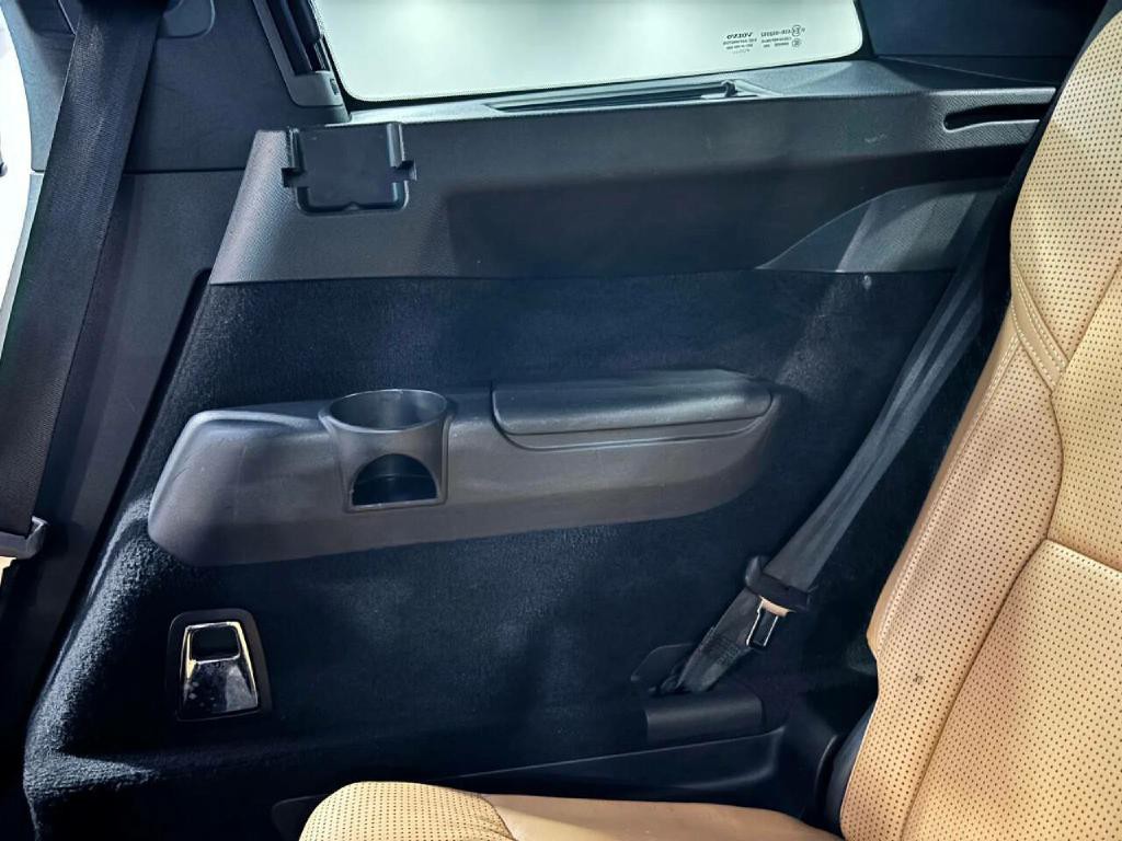 2016 Volvo XC90 Image 21
