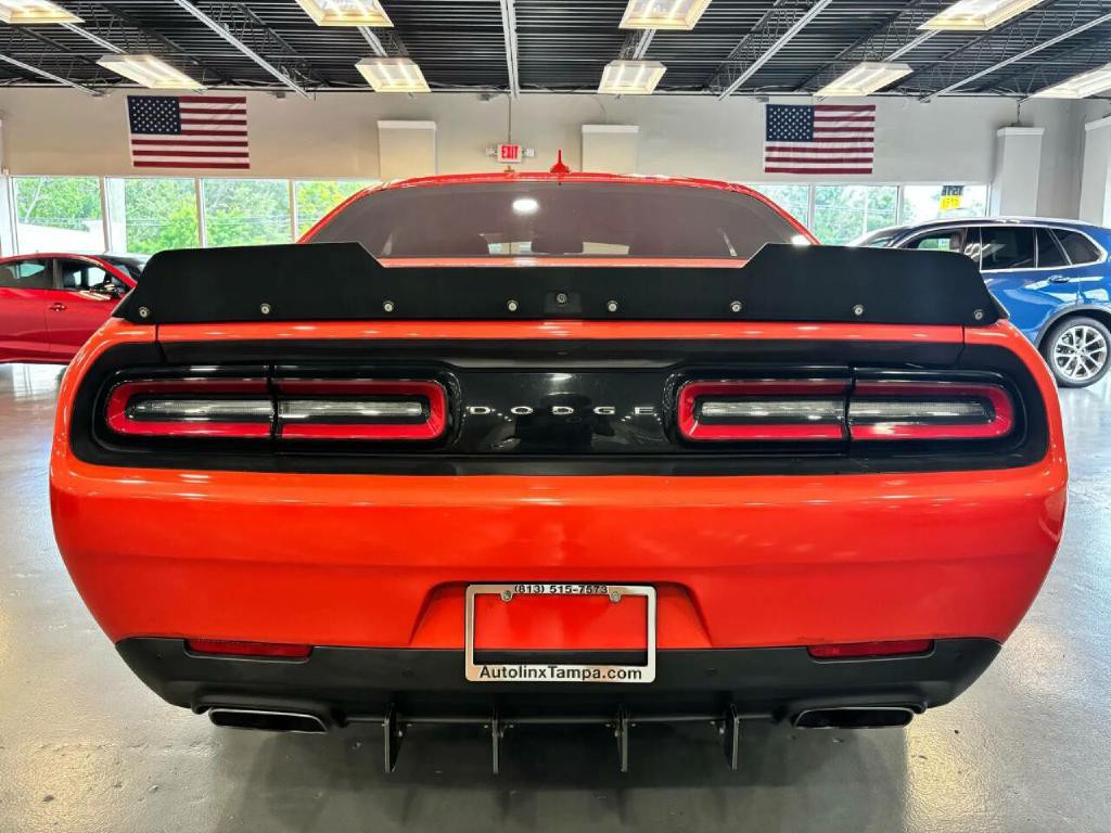 2017 Dodge Challenger Image 7