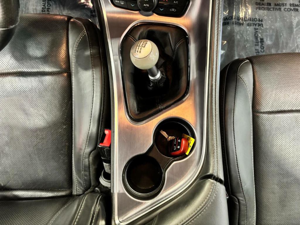 2017 Dodge Challenger Image 19
