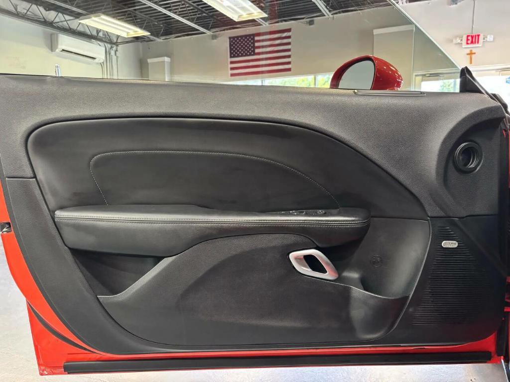 2017 Dodge Challenger Image 29