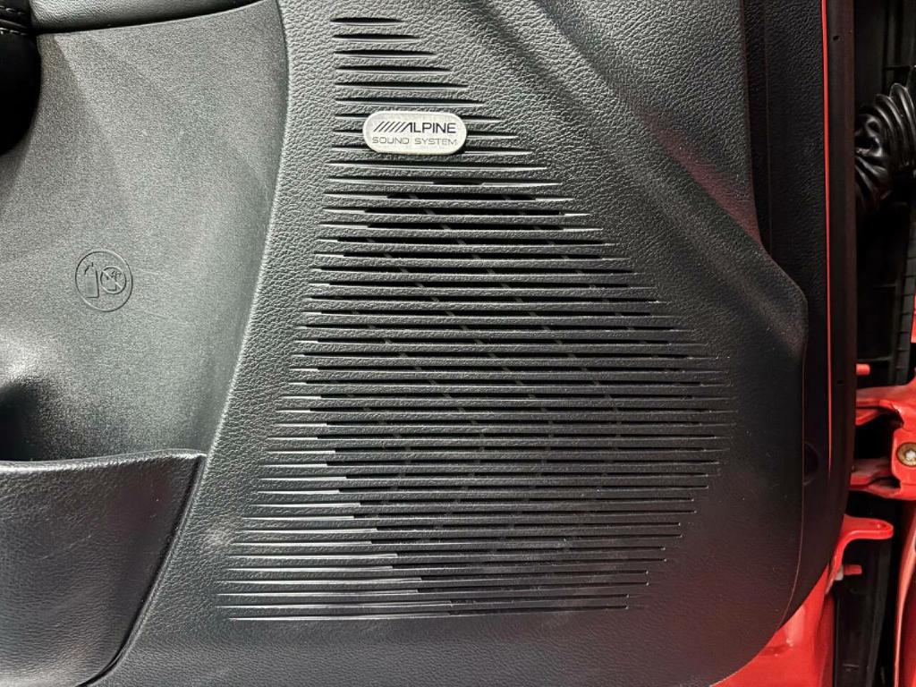 2017 Dodge Challenger Image 30