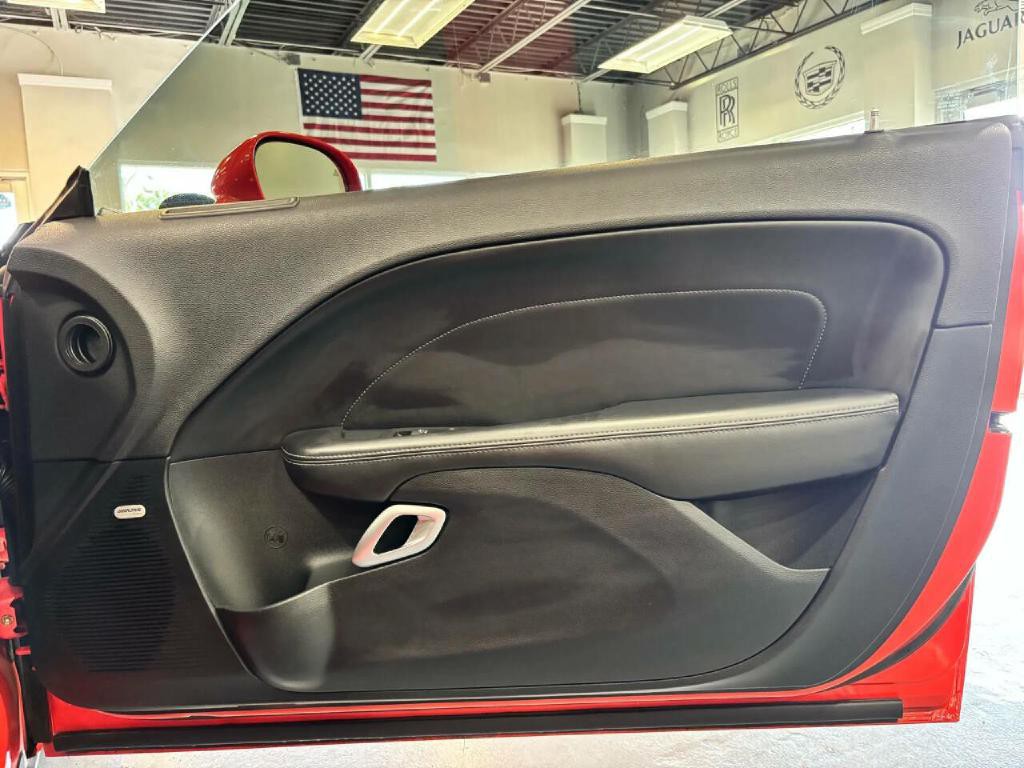 2017 Dodge Challenger Image 33