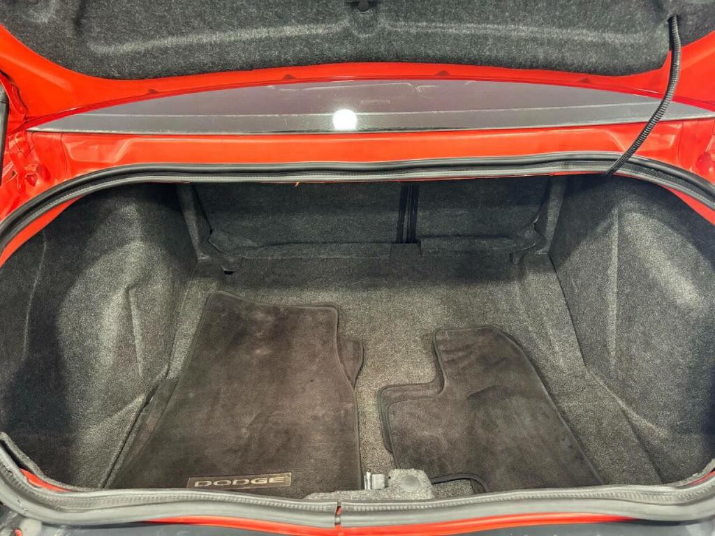 2017 Dodge Challenger Image 35